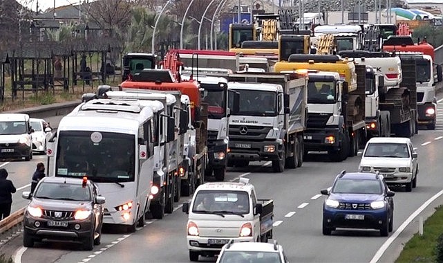 Rize'de ekipler Deprem Bölgesi için yola çıktı