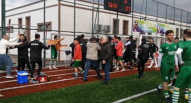 Çayelispor-Güneysuspor maçında arbede çıktı