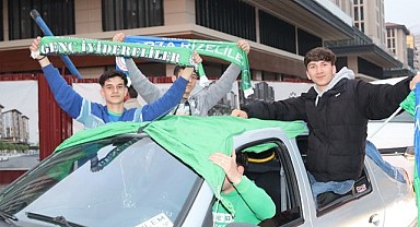 Rize'de Süper Lig coşkusu sokaklara taştı