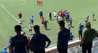 Rize ile Trabzon ekiplerinin Türkiye Şampiyonası maçında kavga çıktı