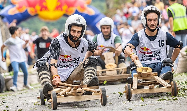 Red Bull Formulaz Tahta Araba Şenliği 14. kez düzenlendi