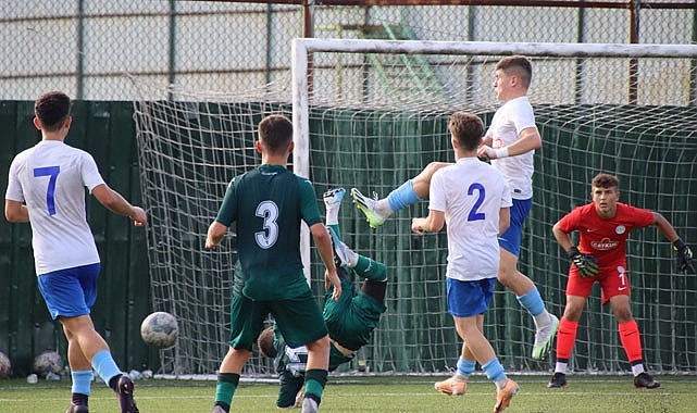 Çaykur Rizespor U17 galibiyeti bırakmadı: 4-3