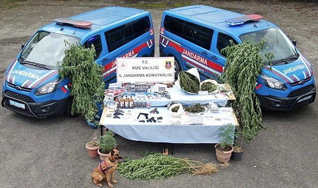 Rize'de Jandarmadan dev operasyon: 15 gözaltı