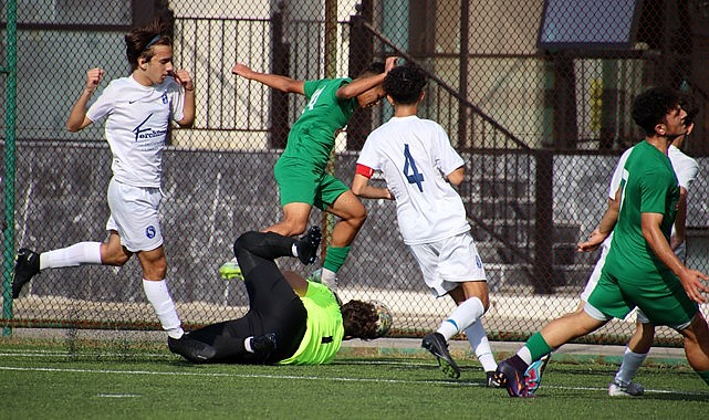 Çaykur Rizespor U17 galibiyet serisini 3 maça çıkardı