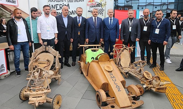 Rize'ye gelen öğrenciler de RizelUYUM dedi