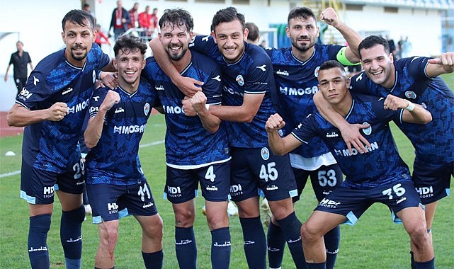 Pazarspor rakibini farklı yendi