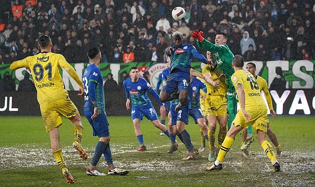 Çaykur Rizespor kötü gollere yenildi