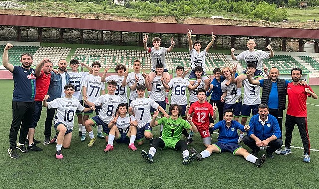 Rize Belediyespor U16 finalden döndü