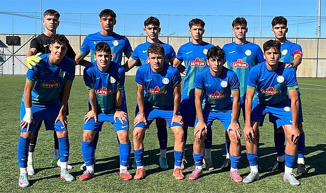 Namağlup Lider Çaykur Rizespor U17 farklı yendi