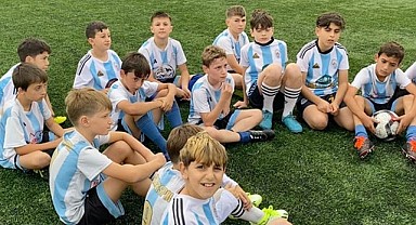 Rize'de Küçük Uşaklar Haydi Sahaya Futbol Şenliği