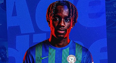 Adedire Mebude Çaykur Rizespor'a imza attı