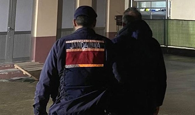 Güneysu'da aranan uyuşturucu firarisi yakalandı