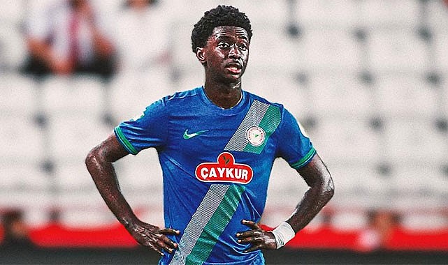 Çaykur Rizespor'da Rak-Sakyi veda etti