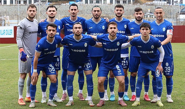 Pazarspor lideri frenledi: Rize'de sessiz düello