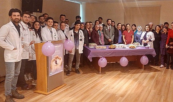 Rize'de Prematüre doğan bebek aileleriyle bir araya gelindi
