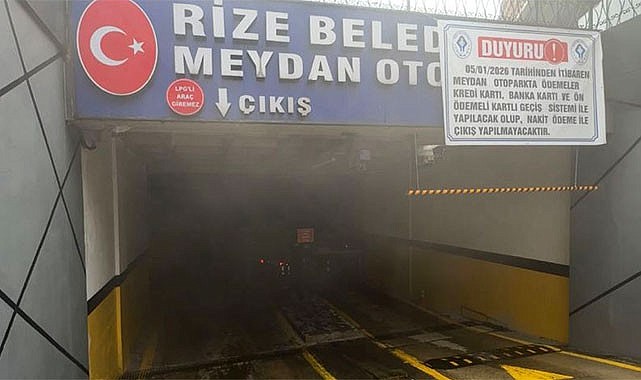 Rize Meydanı'nda Otoparkta Trafo Patladı