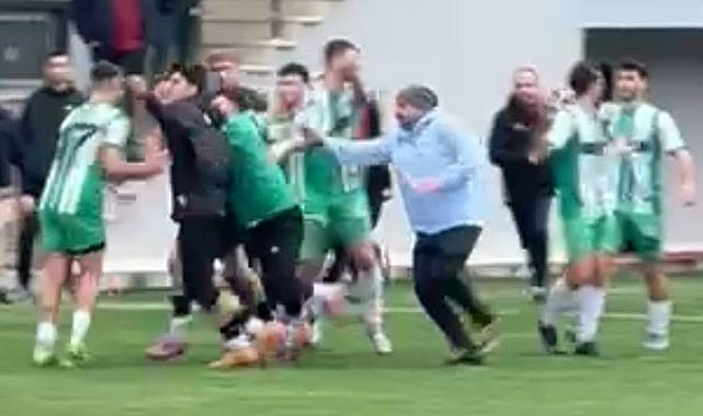 Fındıklı 1974 - Ardeşenspor maçında kavga çıktı