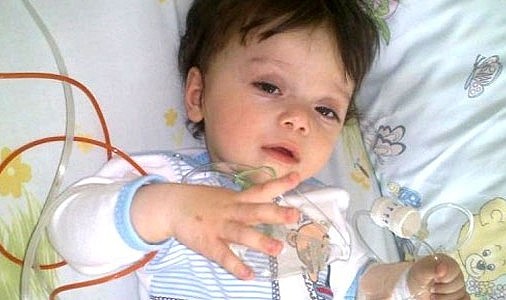 Rizeli Egemen Bebek Lösemi ile mücadele ediyor