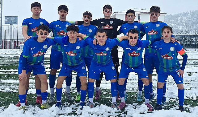 Çaykur Rizespor U16 Tokat'ta kar engelini 4 golle aştı