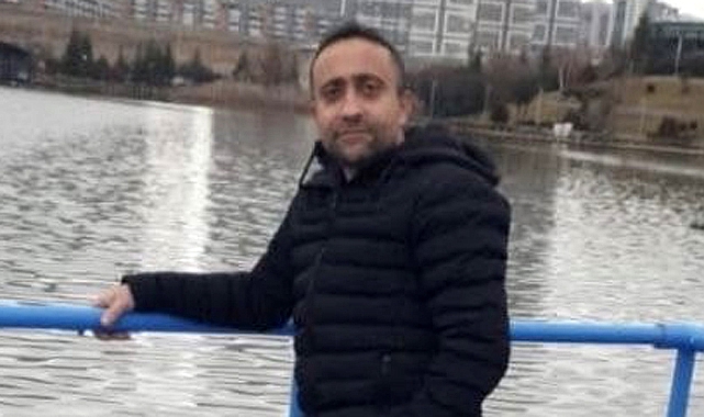 Halı Sahada Acı Ölüm: Maç Sırasında Yere Yığıldı