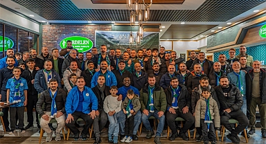 Rizespor'da Anzer Gençliği rüzgarı: Derepazarı'nda horonlu, meşaleli iftar