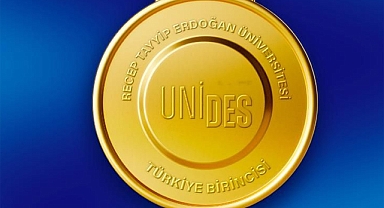 Recep Tayyip Erdoğan Üniversitesi ÜNİDES'te Türkiye Şampiyonu