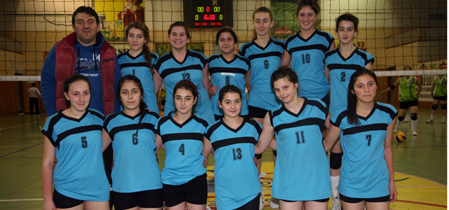 Yıldız Kızlar'da Rize Gençlikspor yarı finalde