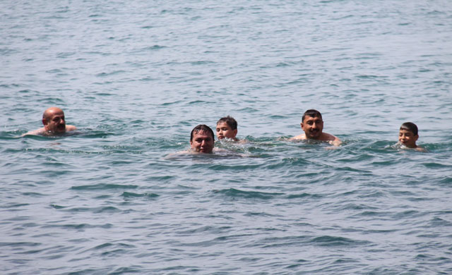 Rize'de denize girilebilecek yerler belirlendi