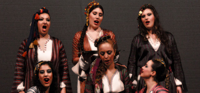 Seslerle Anadolu Rize'de sahnelendi