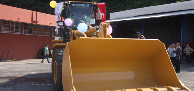 Rize Belediyesi'ne 300 bin TL'lik yeni iş makinesi