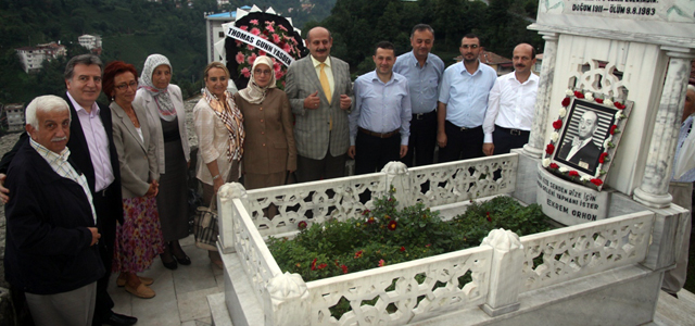 Baba Reis Ekrem Orhon ölümünün 29