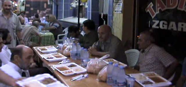 Saadet Partisi Teşkilatından Derepazarı'nda iftar