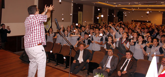 TÜMSİAD’tan Öğrencilere “Durma Düşersin" semineri