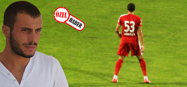 Memleketinin takımına karşı Ailesi de yanındaydı