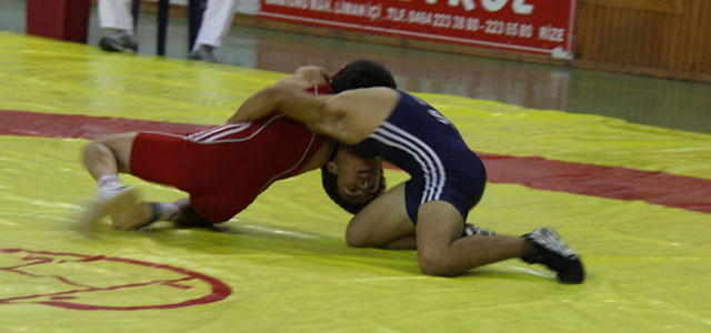 Mehmet Akif Pirim Güreş Şampiyonası başladı