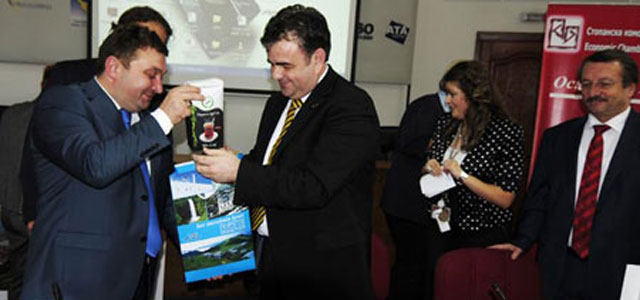 Türk Çayını Makedonya'da tanıttılar