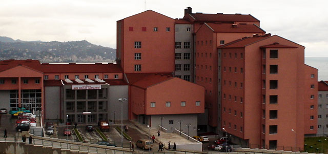 Rize'de 15 sağlık çalışanına koronavirüs bulaştı