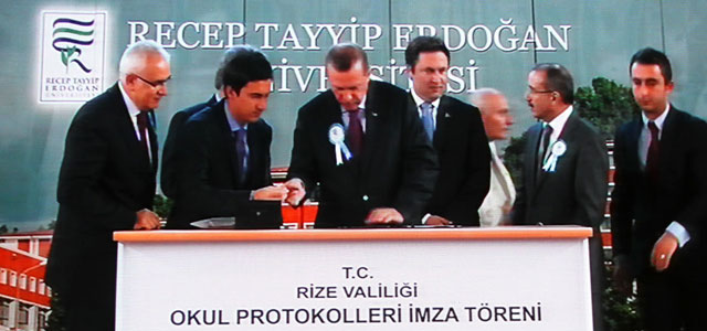 Rize için 3 yeni okulun protokolü imzalandı