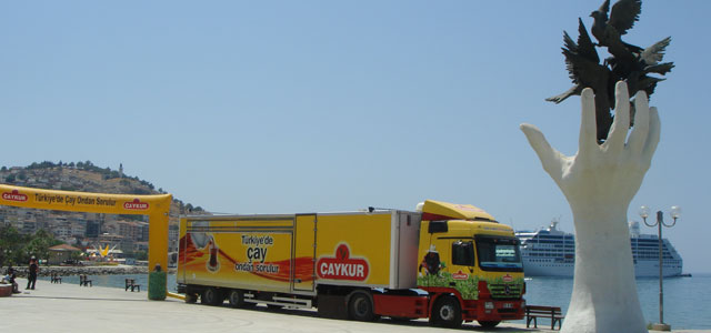 Çaykur Tırı Kuzey Kıbrıs'ı kucaklıyor