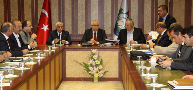 Orman ve Su işleri Bakanlığı'nın yatırımları değerlendirildi