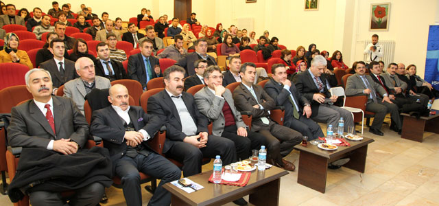 RTE Üniversitesinde 2. Rize Kariyer Günü