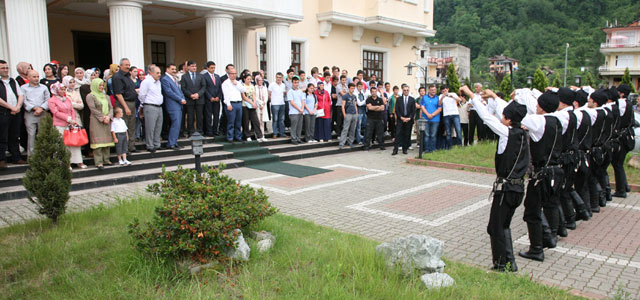Rizeli gençlerin yüzü güldü