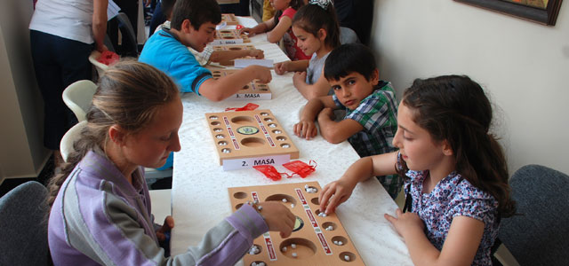 Rize'de öğrencilerin mangala keyfi