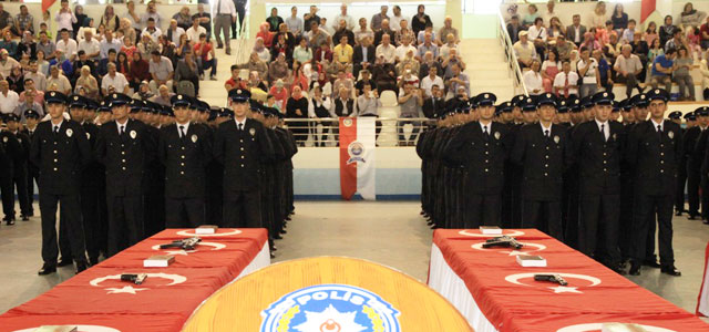 Rize Polis Meslek Yüksek Okulu ilk mezunlarını verdi