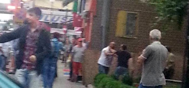 Rize'de, eşine laf atan adama meydan dayağı