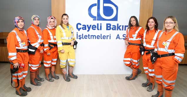 İşçilerin eşleri yerin 600 metre altına indi