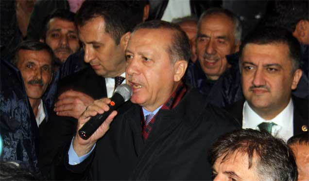 Cumhurbaşkanı Erdoğan, memleketi Rize'ye geldi