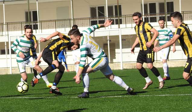 Çamlıhemşin Belediyespor namağlup yola devam