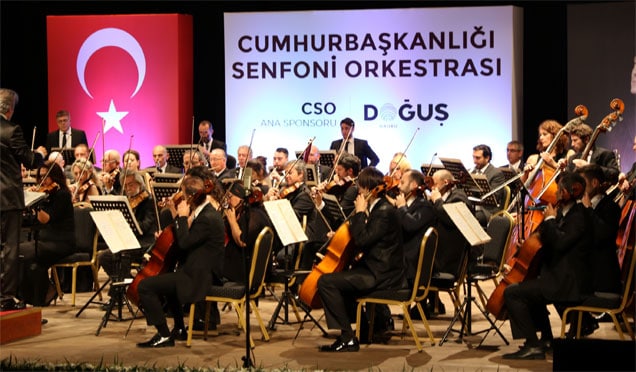 Cumhurbaşkanlığı Senfoni Orkestrası RTEÜ'de konser verdi
