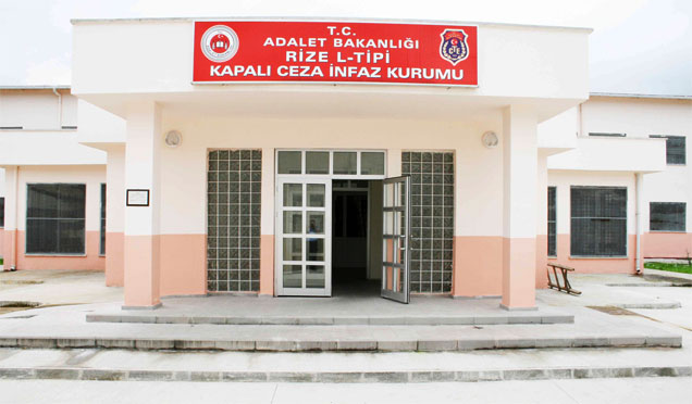 Rize'de cezaevinden 2 mahkum firar etti